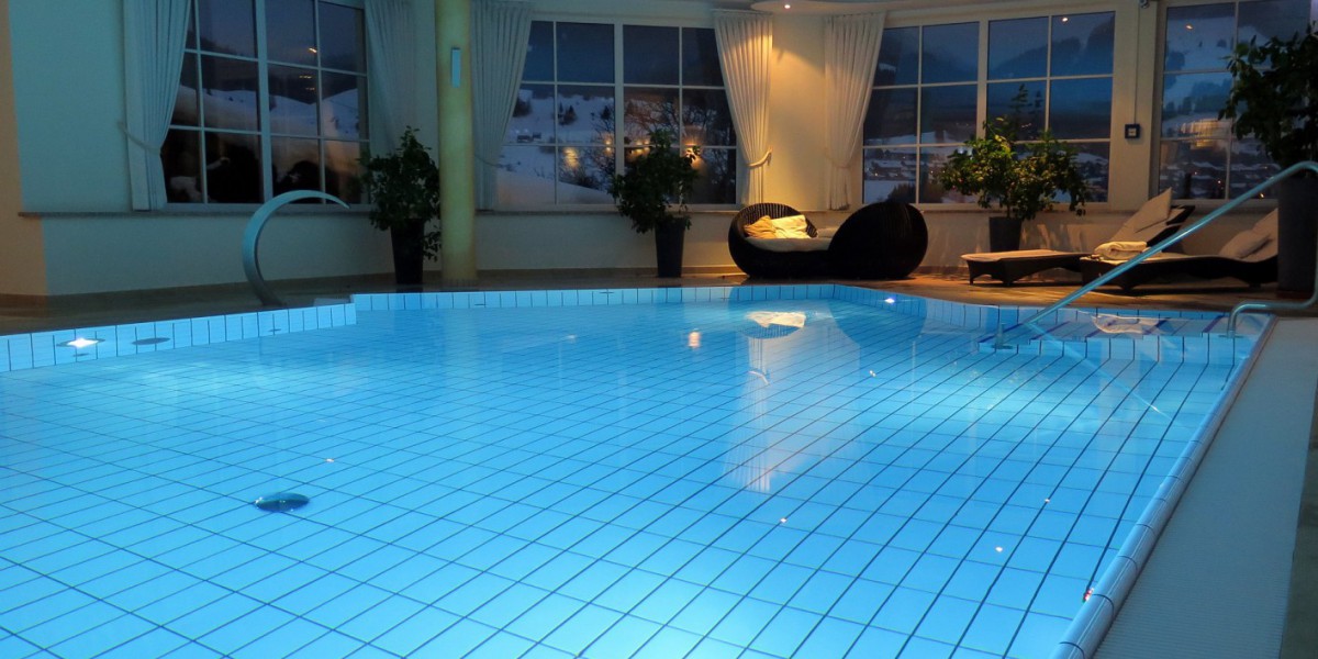 zwembad in het hotel